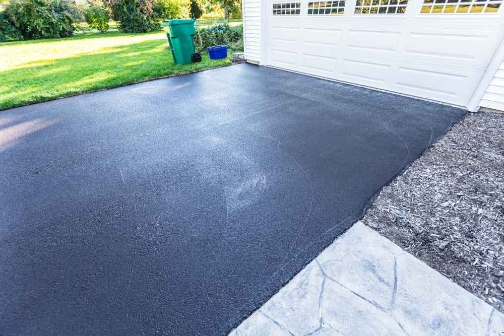 Is Your Driveway Falling Apart? The Fastest Asphalt Paving Fix in Independence, MO