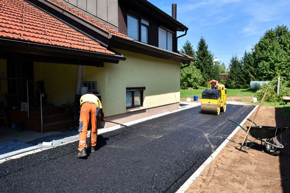 Transform Your Curb Appeal Overnight: Asphalt Resurfacing Tips for Lawrence County Homes