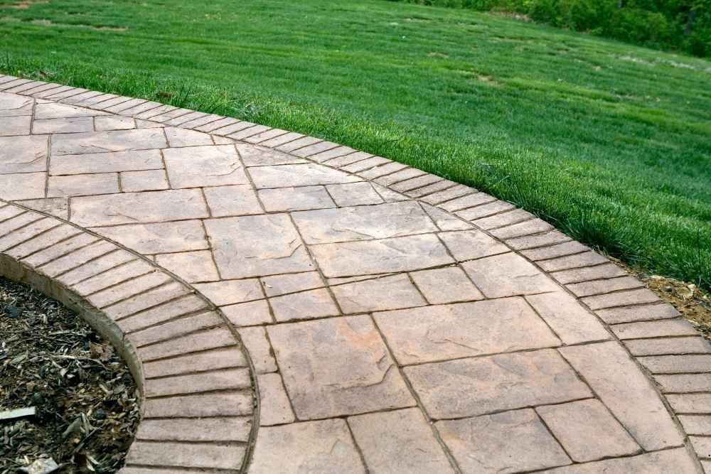 Sidewalk Replacement in Independence, MO: Do You Really Need One?
